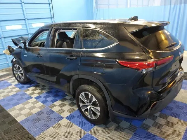 5TDGBRCH5MS537075 2021 2021 Toyota Highlander- Hybrid Xle 2