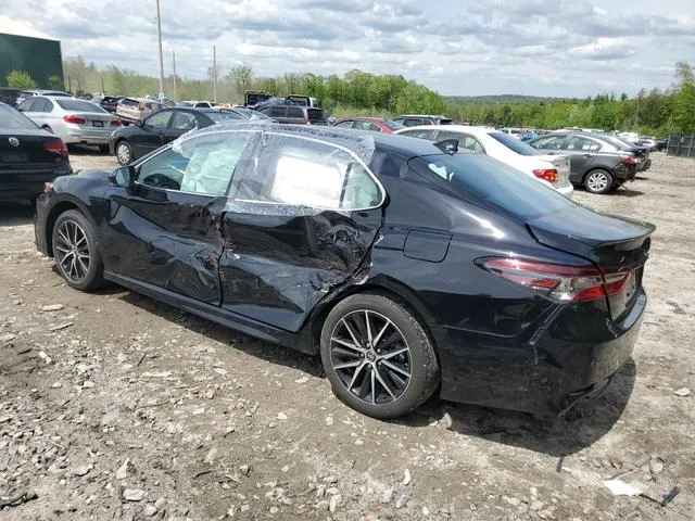 4T1G11BK0NU066883 2022 2022 Toyota Camry- SE 2