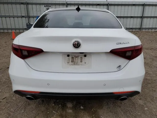 ZARFAEBN9J7577119 2018 2018 Alfa Romeo Giulia 6