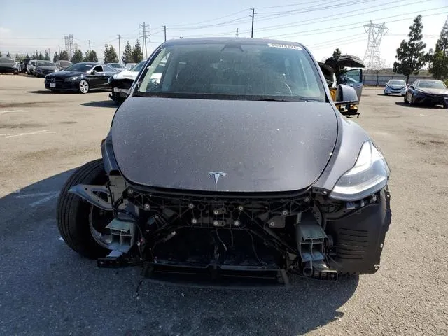 7SAYGAEE5NF553408 2022 2022 Tesla MODEL Y 5