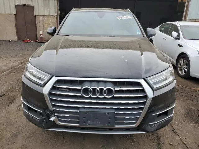 WA1AAAF72JD000694 2018 2018 Audi Q7- Premium 5