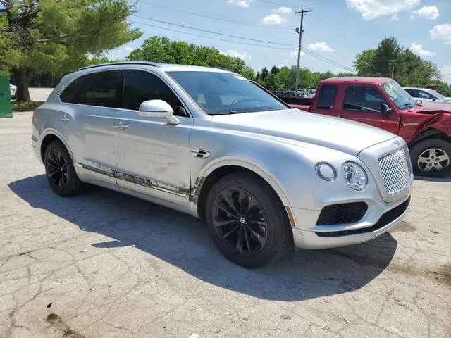 SJAAC2ZV9HC016022 2017 2017 Bentley Bentayga 4