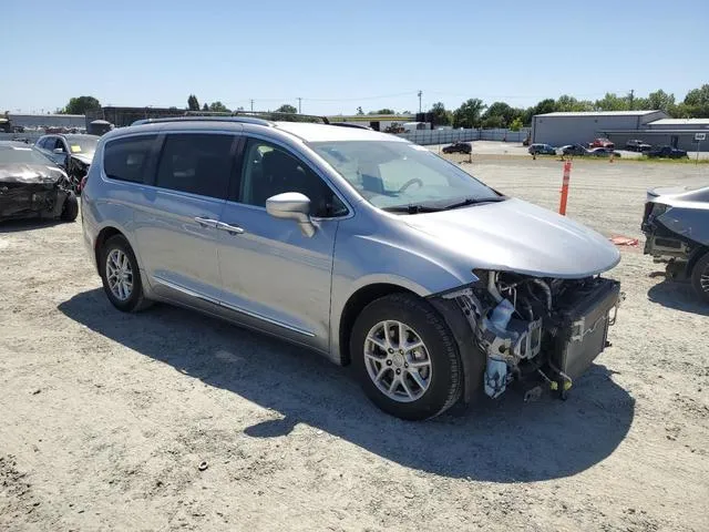 2C4RC1BG9LR276640 2020 2020 Chrysler Pacifica- Touring L 4