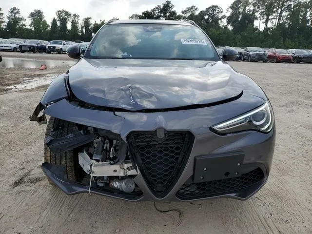 ZASPAKBN1M7D00487 2021 2021 Alfa Romeo Stelvio- TI 5