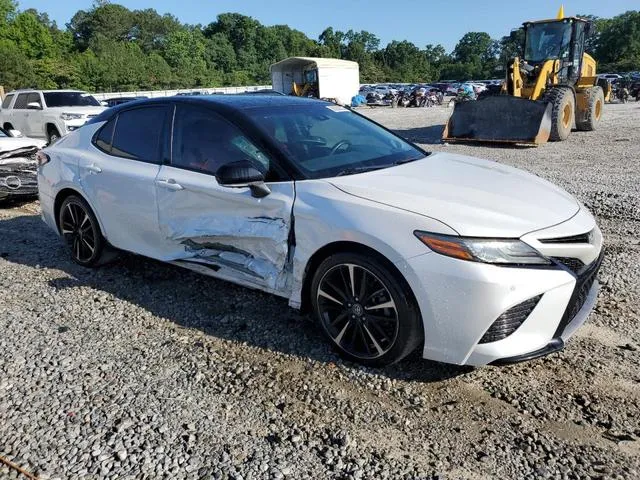 4T1B61HK5JU003064 2018 2018 Toyota Camry- Xse 4