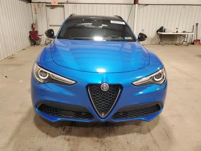 ZASPAKBN9P7D65964 2023 2023 Alfa Romeo Stelvio- TI 5