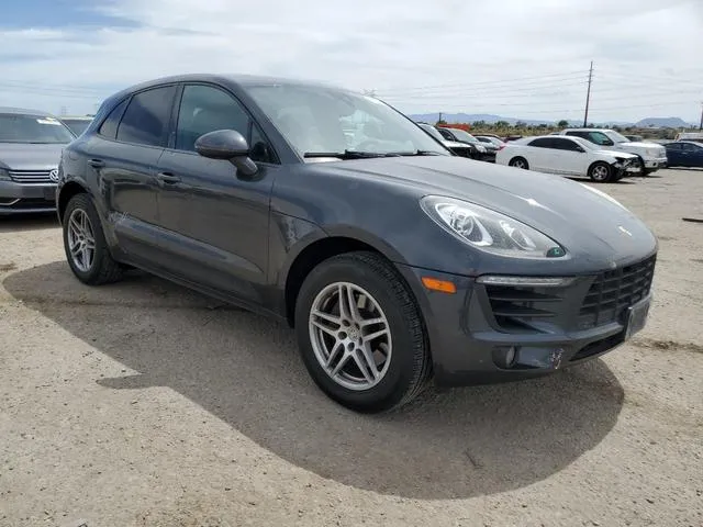 WP1AA2A55HLB81600 2017 2017 Porsche Macan 4