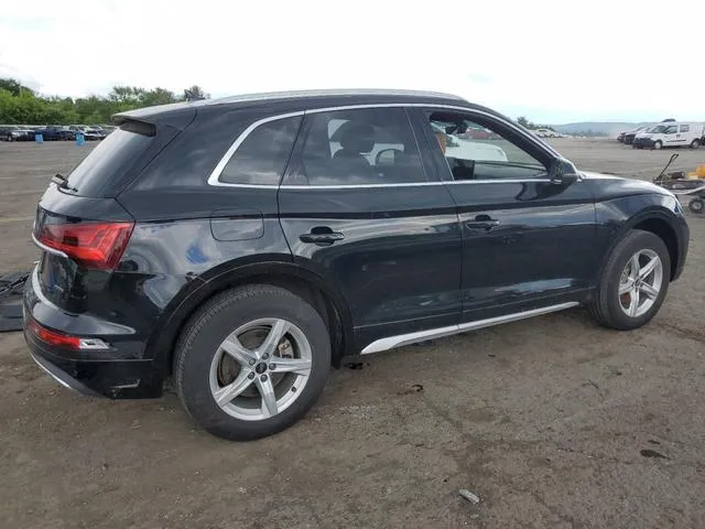 WA1AAAFY2M2110301 2021 2021 Audi Q5- Premium 3