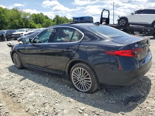 ZARFAEEN0H7551143 2017 2017 Alfa Romeo Giulia- Ti Q4 2