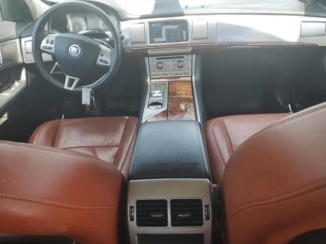 SAJWA06B99HR41835 2009 2009 Jaguar XF- Premium Luxury 8