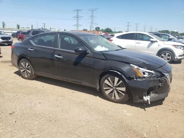 1N4BL4DV6NN354750 2022 2022 Nissan Altima- SV 4