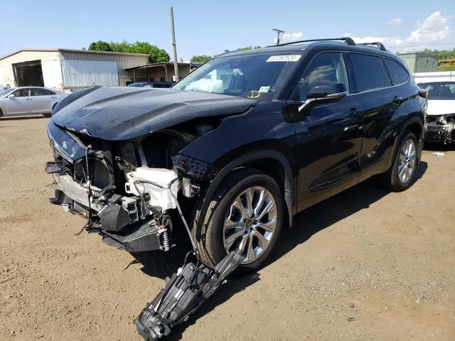 5TDDZRBH7NS226975 2022 2022 Toyota Highlander- Limited 1