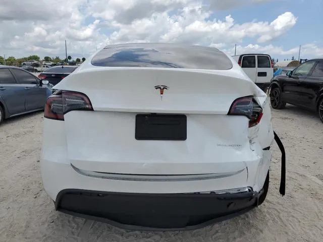 7SAYGDEE8RA255603 2024 2024 Tesla MODEL Y 6