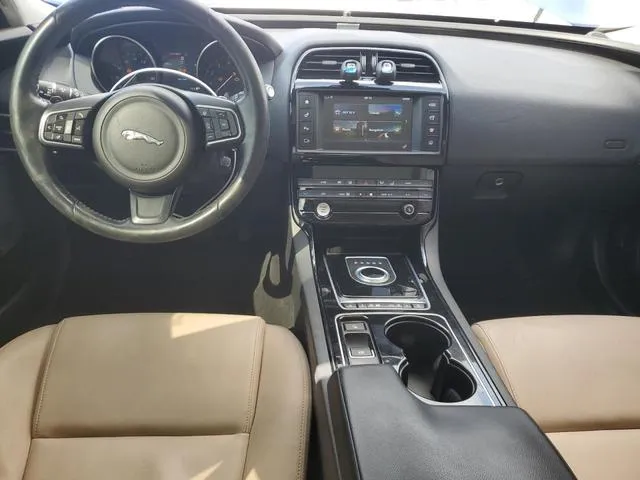 SAJAJ4BVXHA960841 2017 2017 Jaguar XE- Premium 8