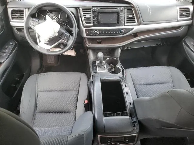 5TDZARFH8GS018663 2016 2016 Toyota Highlander- LE 8