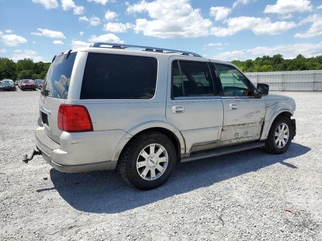 5LMFU27R74LJ18459 2004 2004 Lincoln Navigator 3