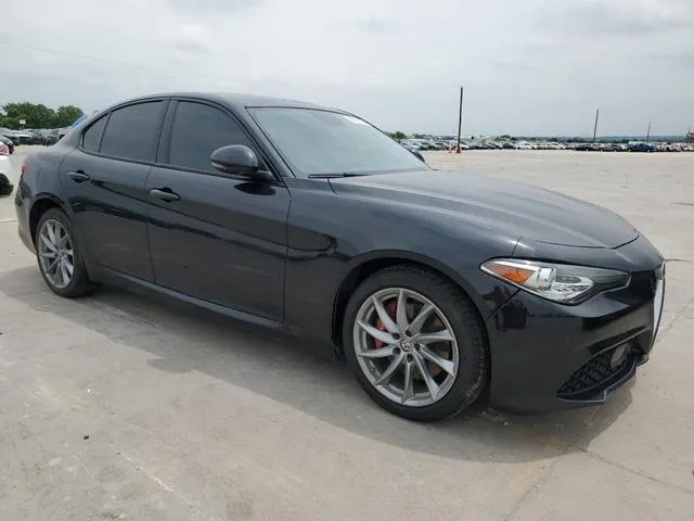 ZARFANBN3K7602694 2019 2019 Alfa Romeo Giulia- TI 4