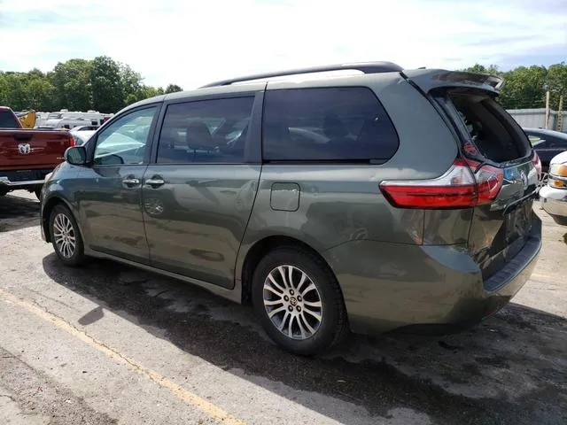 5TDYZ3DC0LS061977 2020 2020 Toyota Sienna- Xle 2