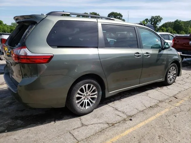 5TDYZ3DC0LS061977 2020 2020 Toyota Sienna- Xle 3