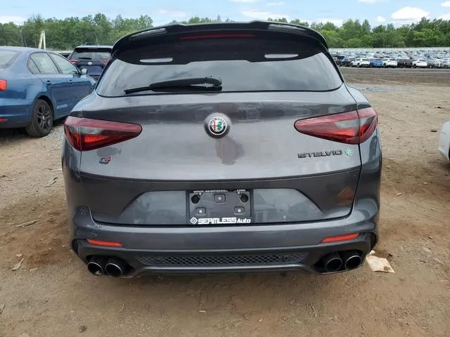 ZASFAKEV6J7C18001 2018 2018 Alfa Romeo Stelvio- Quadrifoglio 6