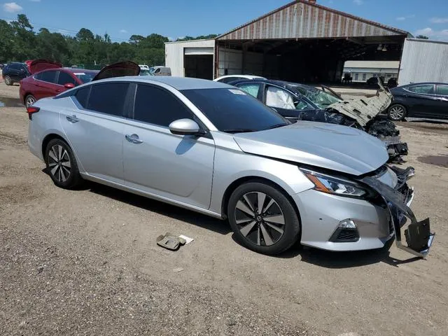 1N4BL4DV2NN335712 2022 2022 Nissan Altima- SV 4