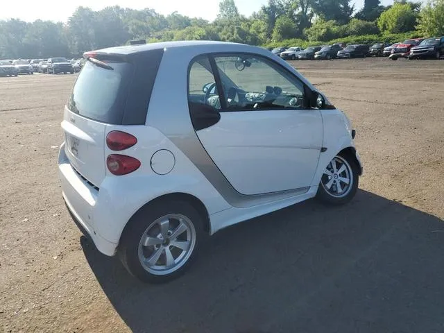 WMEEJ3BAXDK653425 2013 2013 Smart Fortwo- Pure 3