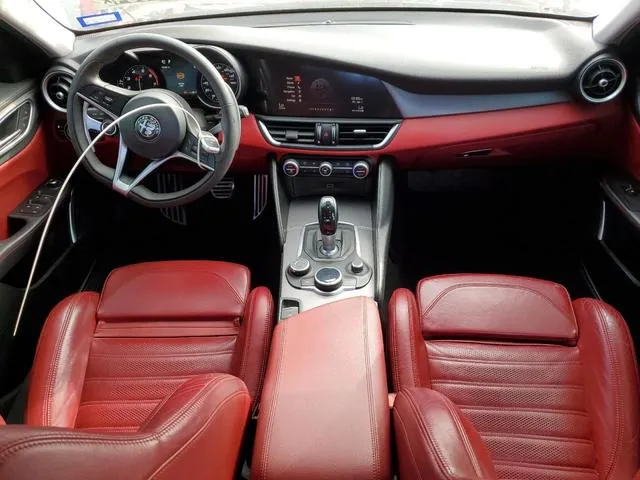 ZARFAECNXJ7576849 2018 2018 Alfa Romeo Giulia- TI 8