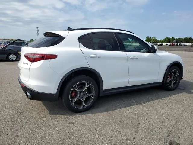 ZASFAKPN1J7B89617 2018 2018 Alfa Romeo Stelvio- Sport 3