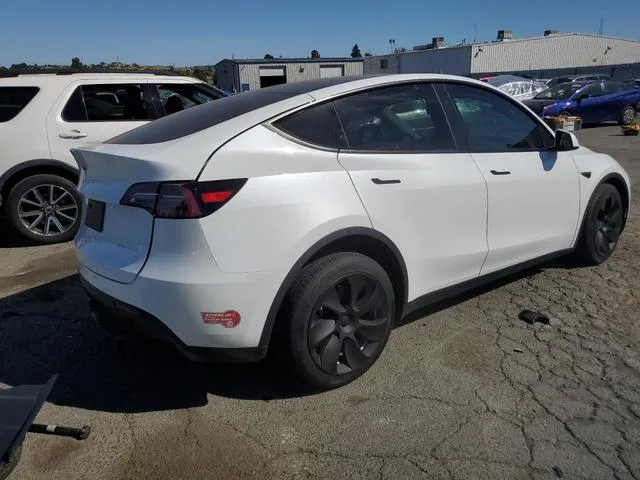 7SAYGAEE8RF048811 2024 2024 Tesla MODEL Y 3