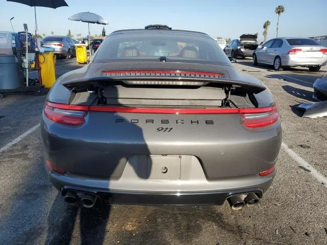 WP0BA2A91KS120069 2019 2019 Porsche 911- Targa 6