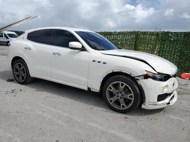 ZN661XUA2KX308380 2019 2019 Maserati Levante 4