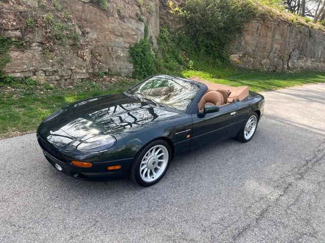 SCFAA4125WK201982 1998 1998 Aston Martin DB7 2