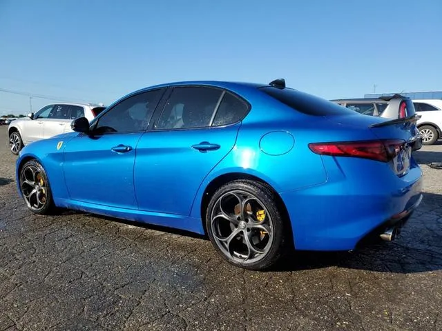 ZARFAEEN0H7562367 2017 2017 Alfa Romeo Giulia- Ti Q4 2