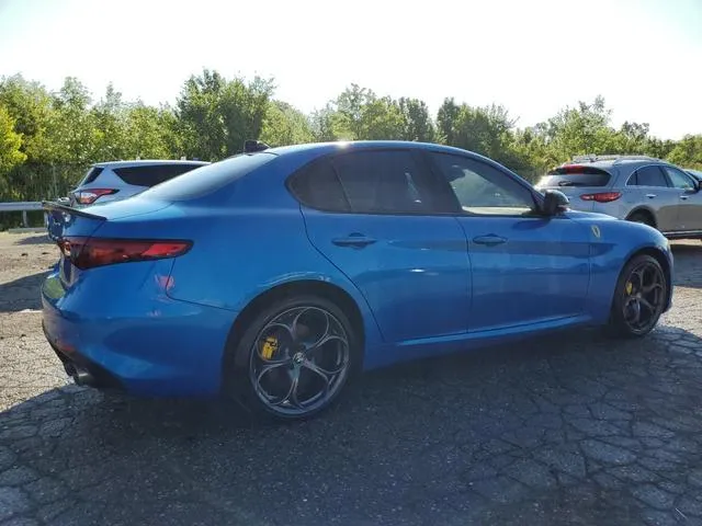 ZARFAEEN0H7562367 2017 2017 Alfa Romeo Giulia- Ti Q4 3