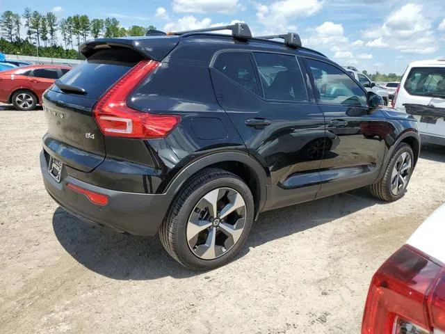 YV4K92HL5P2072137 2023 2023 Volvo XC40- Plus 3