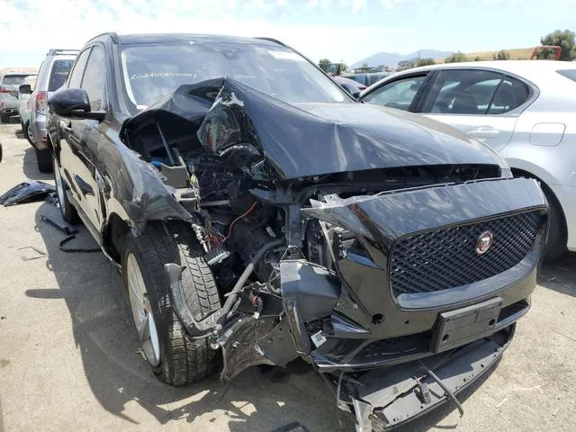 SADCJ2FXXJA295943 2018 2018 Jaguar F-Pace- Premium 4