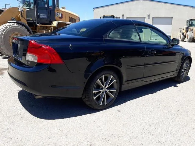 YV1672MC9BJ115015 2011 2011 Volvo C70- T5 3