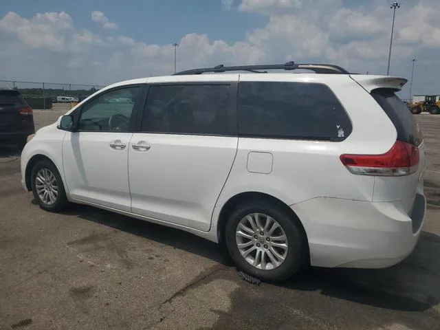 5TDYK3DC9ES487254 2014 2014 Toyota Sienna- Xle 2