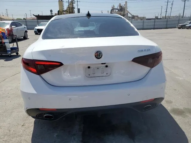 ZARFAECN3J7579771 2018 2018 Alfa Romeo Giulia- TI 6