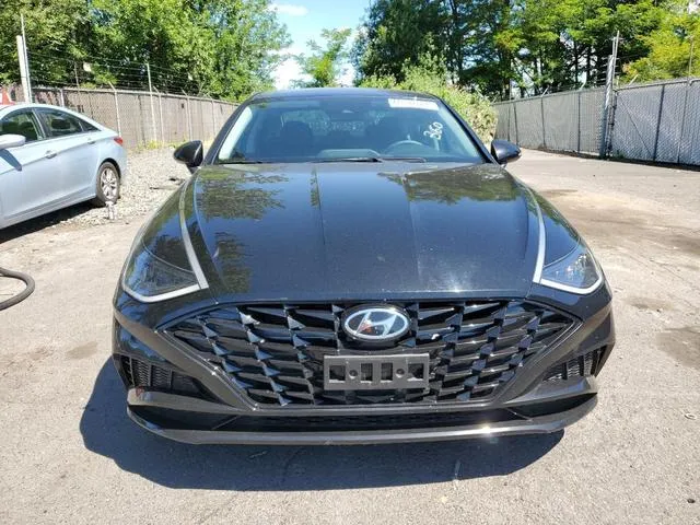 KMHL64JA6MA147588 2021 2021 Hyundai Sonata- Sel 5