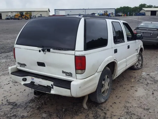 1GHDT13W3Y2226476 2000 2000 Oldsmobile Bravada 4