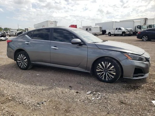 1N4BL4DV3PN307839 2023 2023 Nissan Altima- SV 4