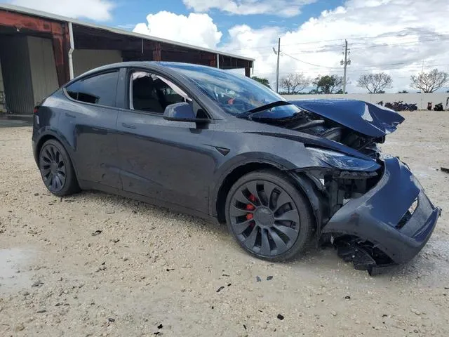 7SAYGDEF8RA272491 2024 2024 Tesla MODEL Y 4