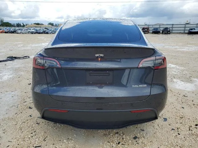 7SAYGDEF8RA272491 2024 2024 Tesla MODEL Y 6