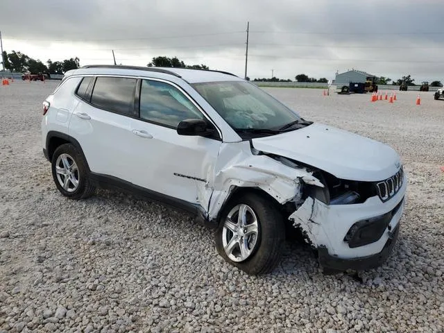 3C4NJDBN4PT556988 2023 2023 Jeep Compass- Latitude 4