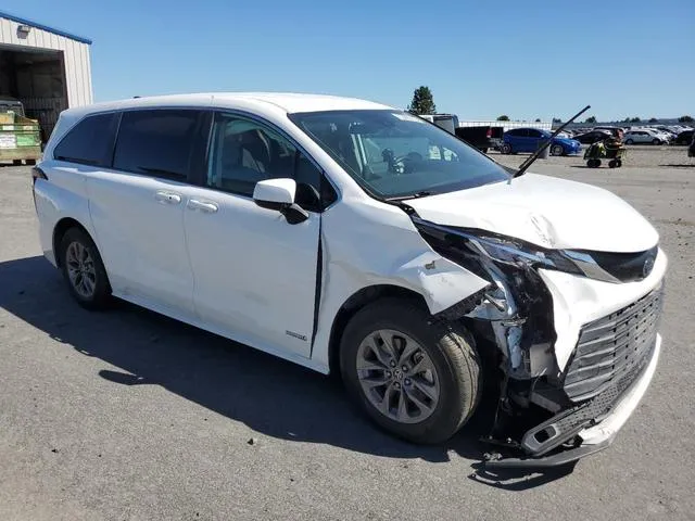 5TDKRKECXMS043129 2021 2021 Toyota Sienna- LE 4