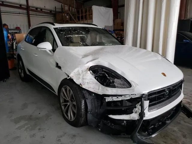 WP1AA2A59PLB21818 2023 2023 Porsche Macan- Base 4