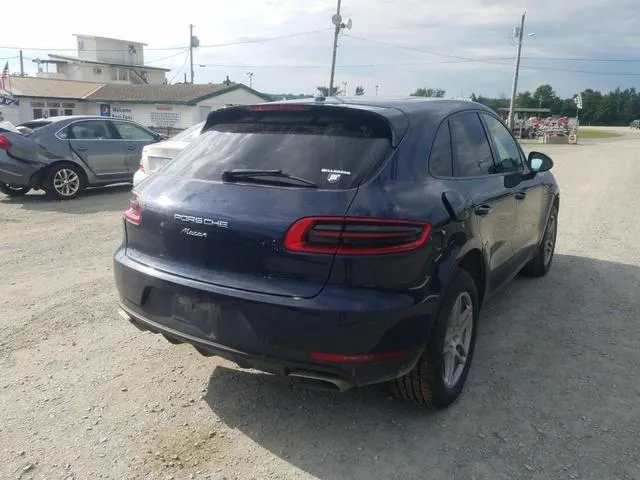 WP1AA2A57JLB22988 2018 2018 Porsche Macan 3