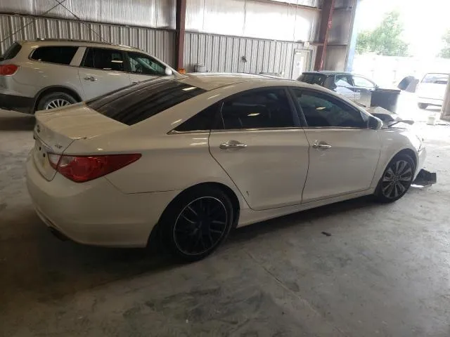 5NPEC4AB5BH188749 2011 2011 Hyundai Sonata- SE 3