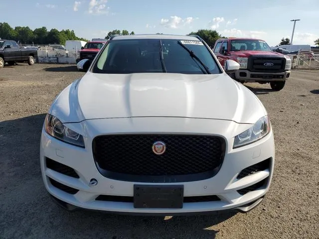 SADCJ2BN6HA098556 2017 2017 Jaguar F-Pace- Premium 5